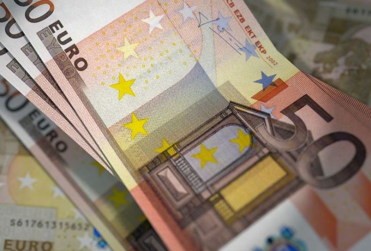 Банкомат в Лимассоле выдал по ошибке 8500 евро. Клиент их вернул | Европа Кипр